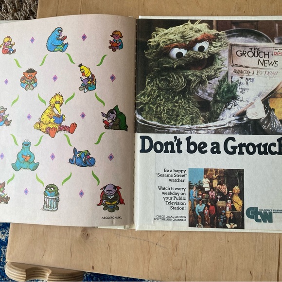 Vintage Sesame Street books featuring Muppets - Picture 6 of 15